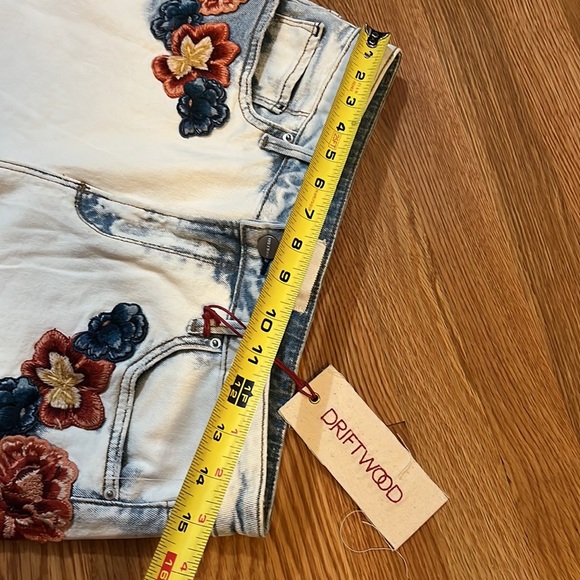 Free People x Driftwood Bleach Lulu Shorts NWT 28 - Picture 6 of 16